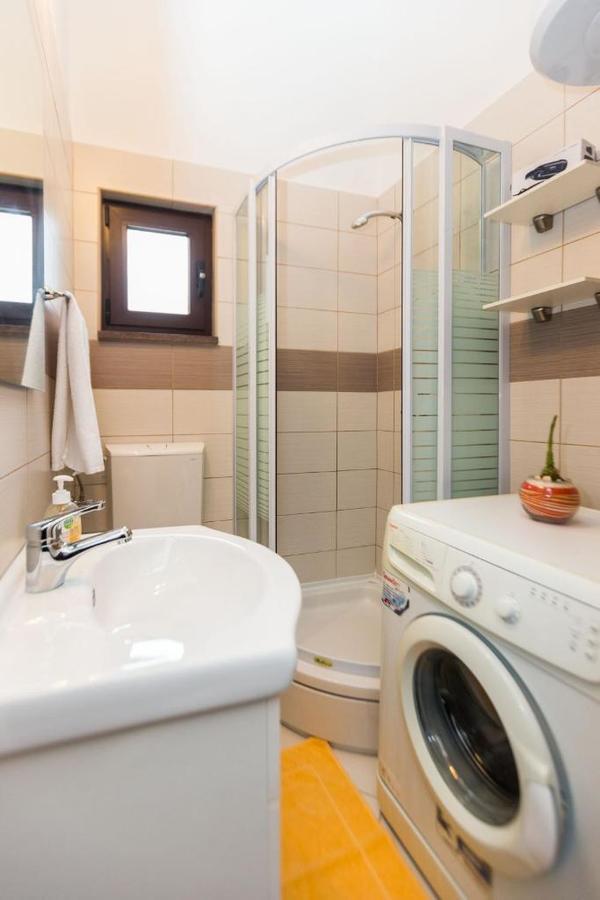 Апартаменты Apartman Bojana Стариград-Пакленица Экстерьер фото