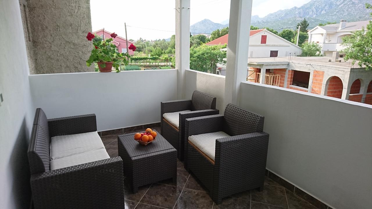 Апартаменты Apartman Bojana Стариград-Пакленица Экстерьер фото