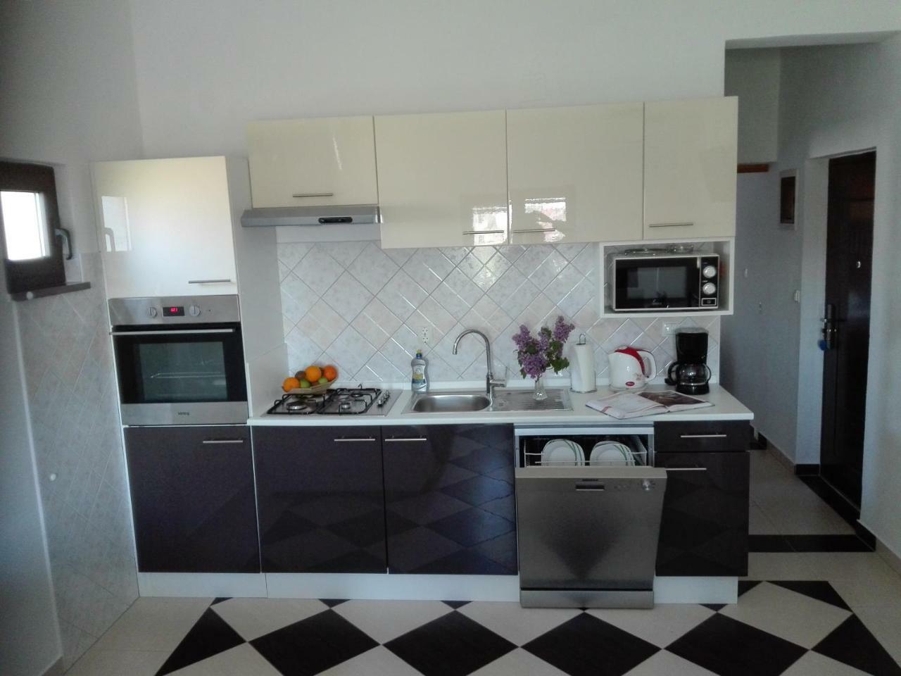 Апартаменты Apartman Bojana Стариград-Пакленица Экстерьер фото